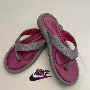 NIKE Thong Sandals Pink/Grey Size 7
